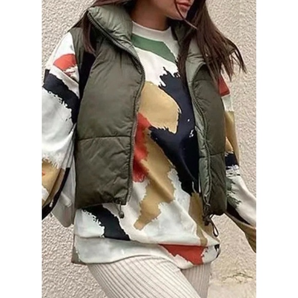 ZARA REVERSIBLE CROPPED PUFFER VEST - Picture 15 of 16